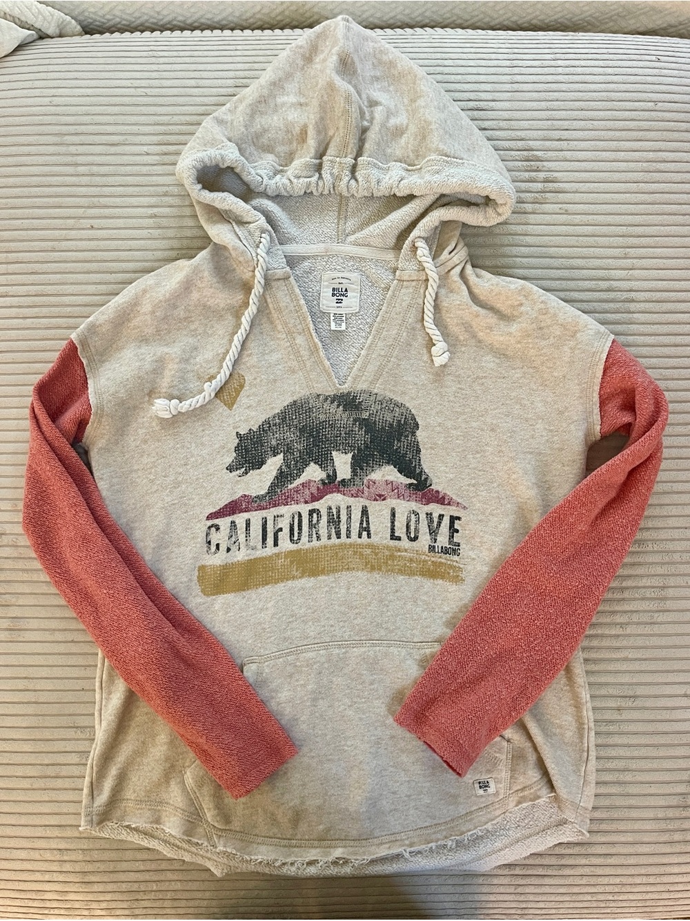 Billabong California Love Bear Flag Pullover Hoodie